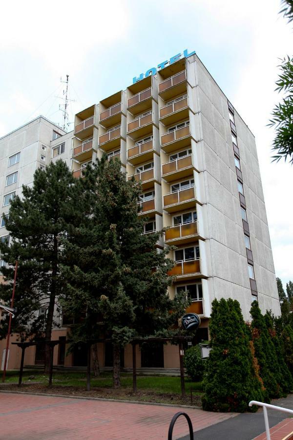Aranypart Hotel Siófok Exterior foto