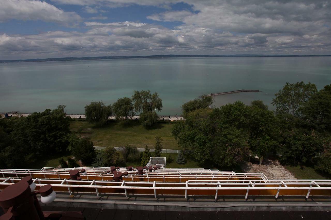 Aranypart Hotel Siófok Exterior foto